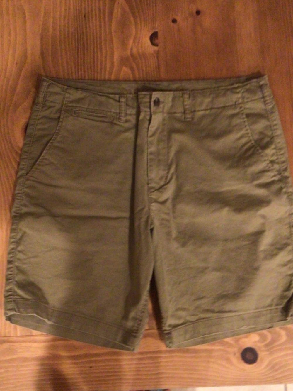 American Eagle Outfitters classic men’s shorts khaki 38w 9” inseam